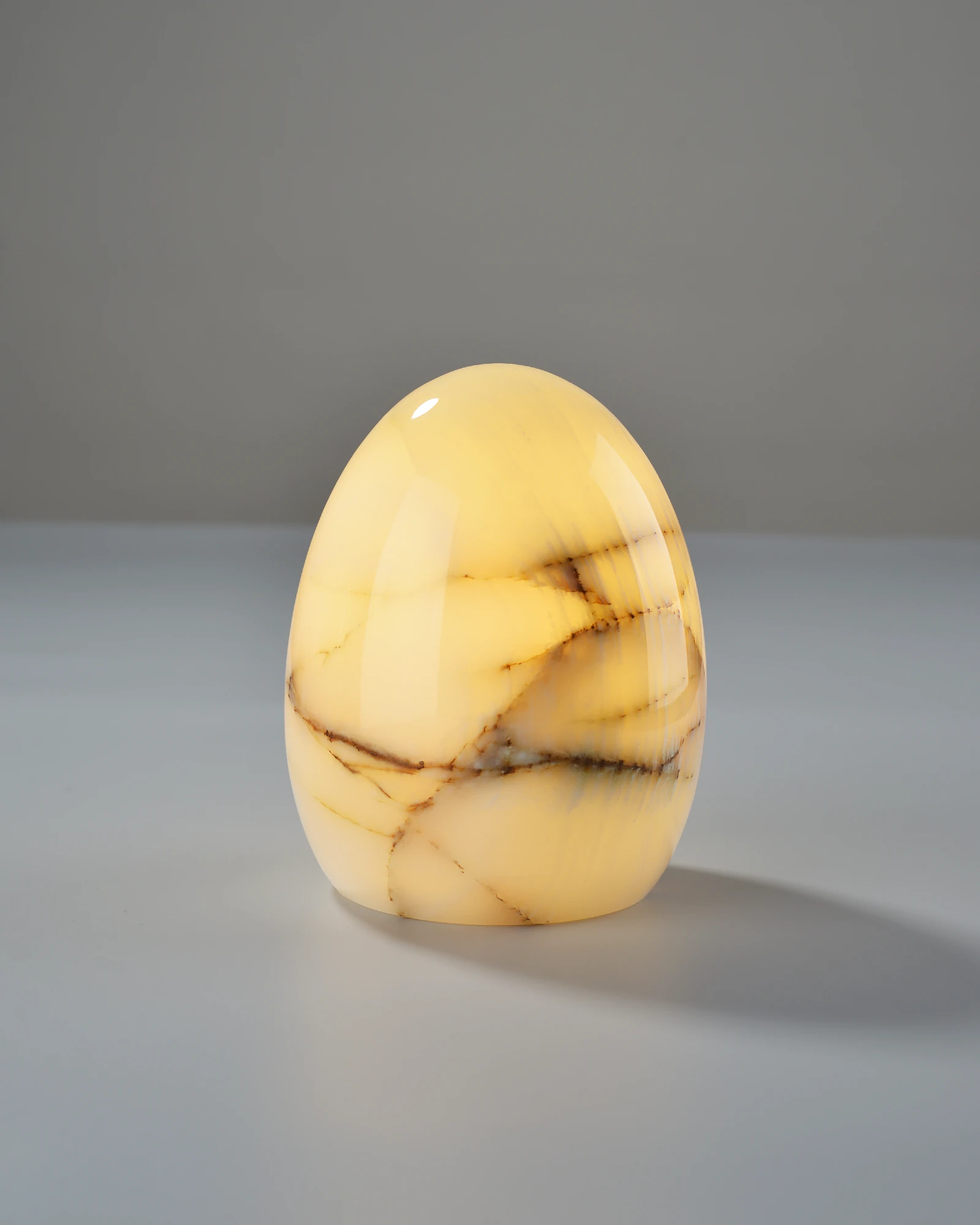 Egg-Shaped Onyx Tap Lamp – Unique Stone Table Light with Natural Patterns