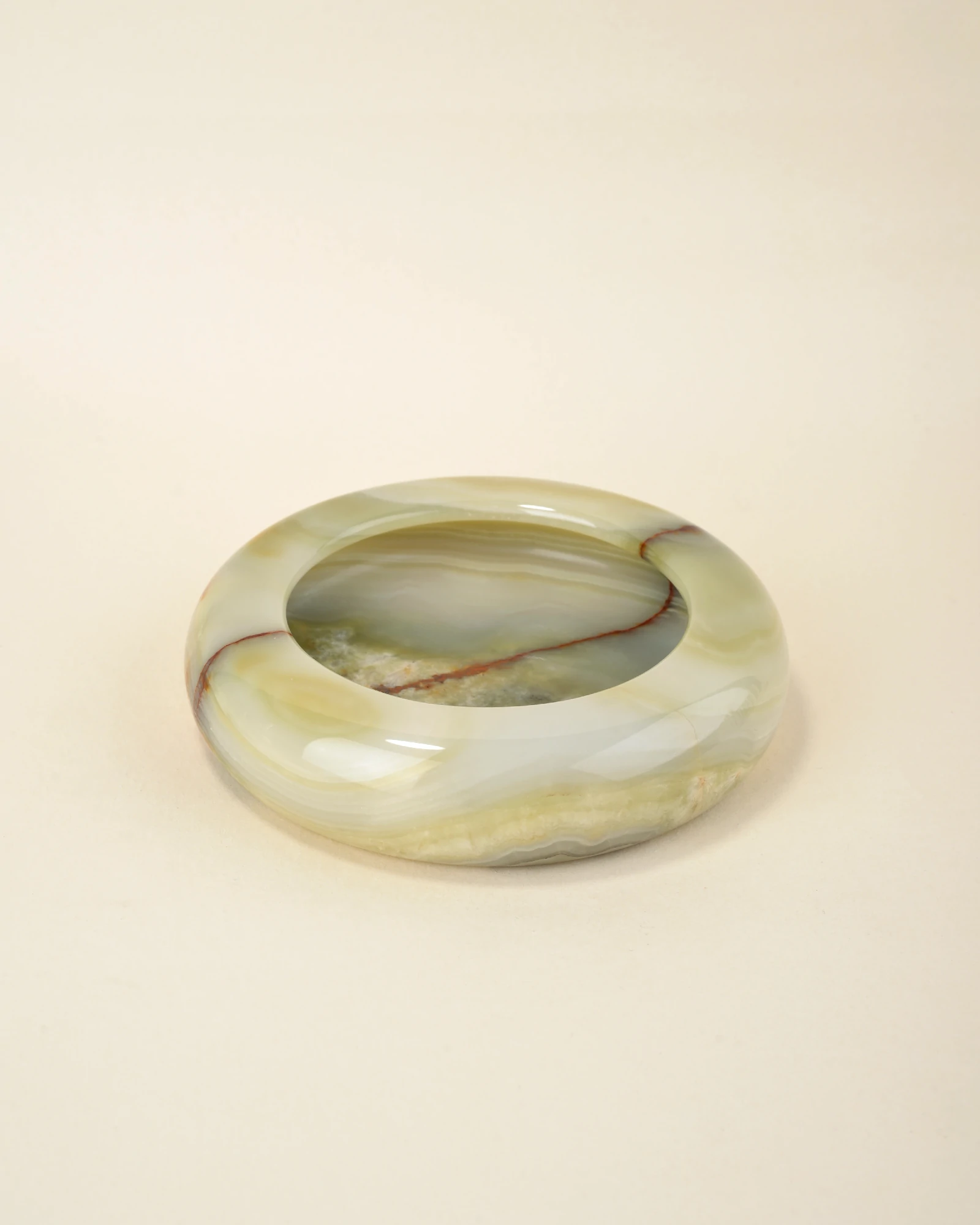Handcrafted Round Green Onyx Ashtray for cigars and cigarettes, with a sleek smooth surface
