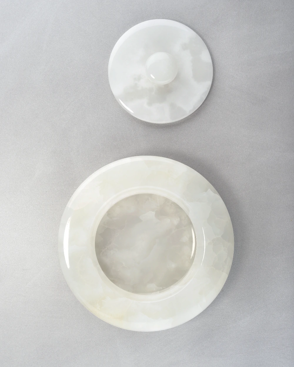 Top view of onyx canister jar with matching lid