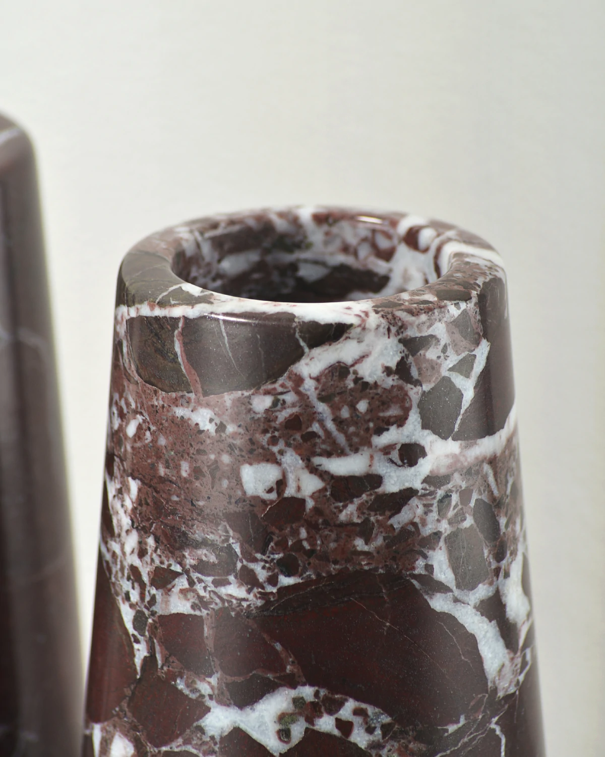 Burgundy Marble Vase polished rim close-up